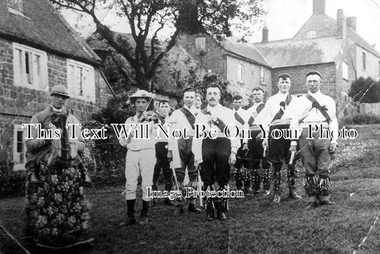 GL 724 - Morris Dancers, Illmington Village, Gloucestershire