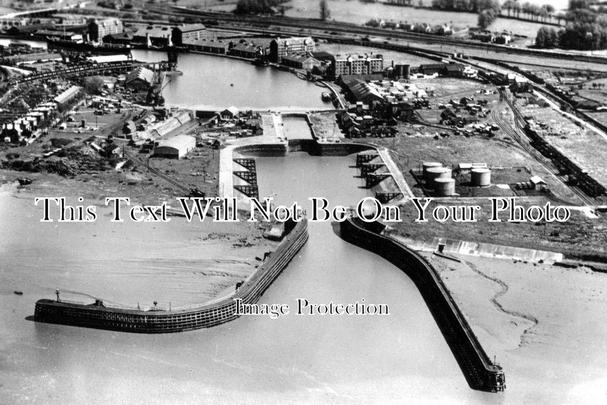 GL 789 - Sharpness Docks, Gloucestershire c1937