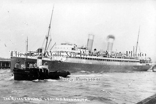 GL 821 - The Royal Edward Leaving Port, Avonmouth, Gloucestershire