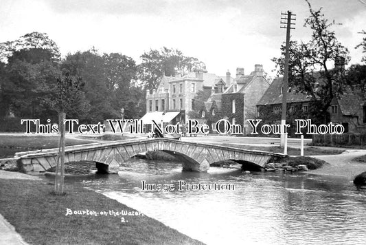 GL 962 - Bourton On The Water, Gloucestershire