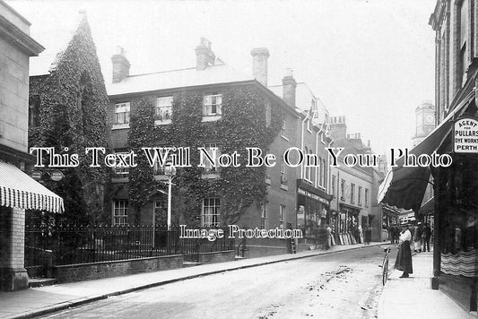 HA 1011 - Wote Street, Basingstoke, Hampshire