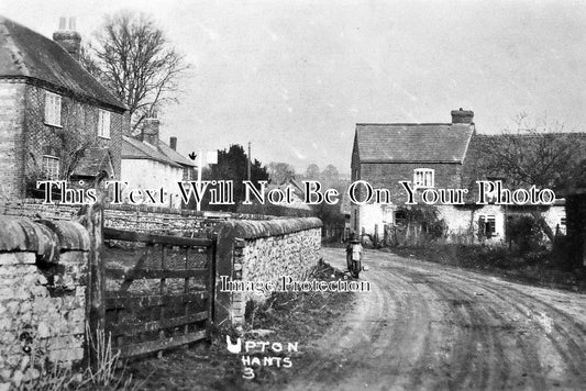 HA 1078 - Upton Village, Hampshire