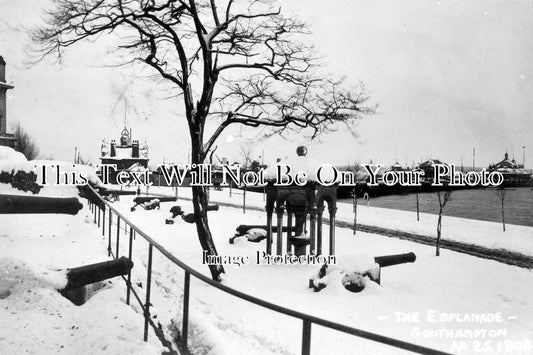 HA 1256 - The Espenade In Snow, Southampton, Hampshire 1908