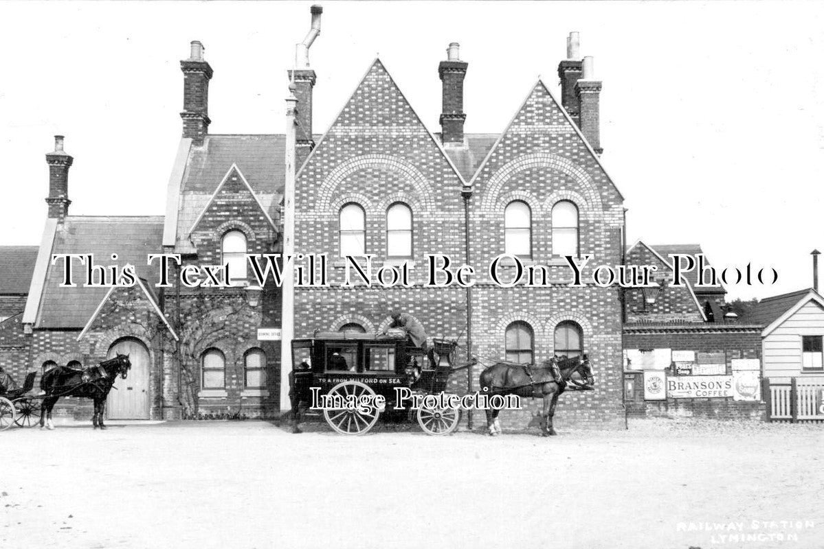 HA 1550 - Lymington Railway Station, Hampshire