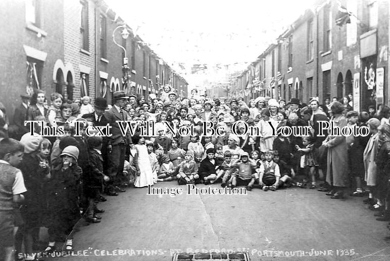 HA 1587 - Silver Jubilee Celebrations, Bedford Street, Portsmouth, Hampshire 1935