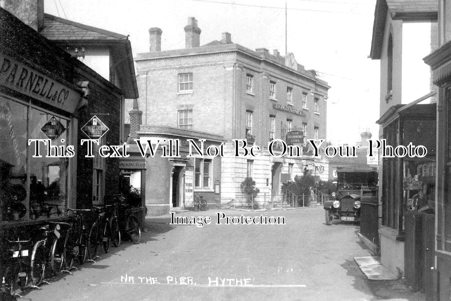 HA 1714 - Drummond Arms Inn, Hythe, Hampshire c1929