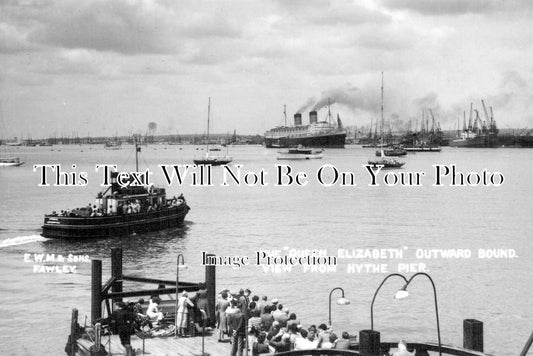 HA 1914 - Cunard Liner Queen Elizabeth From Hythe Pier, Hampshire