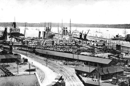 HA 2053 - Southampton Docks, Hampshire