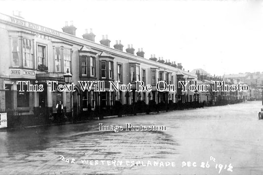 HA 2072 - Western Esplanade Flooded, Southampton, Hampshire c1912