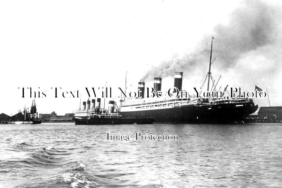 HA 2112 - Docks SS Leviathan RMS Olympic, Southampton Docks, Hampshire