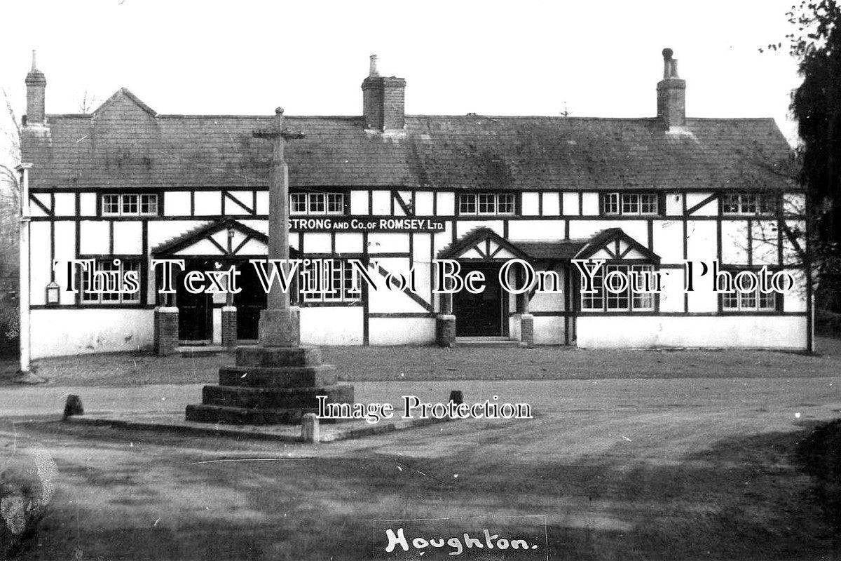 HA 2230 - The Boot Inn Pub, Houghton, Hampshire
