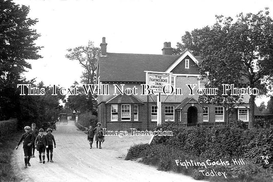 HA 2243 - Fighting Cocks Hill, Tadley, Hampshire
