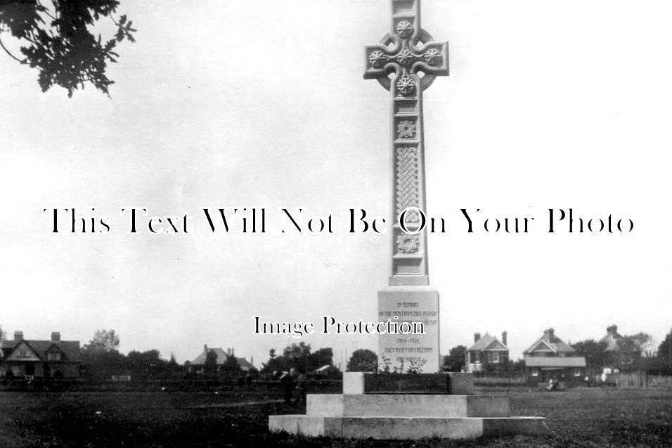 HA 2286 - New Milton War Memorial, Hampshire