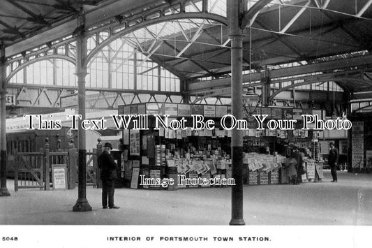 HA 2418 - Portsmouth Town Railway Station, Hampshire c1909