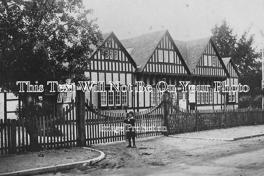 HA 242 - Morant Hall, Brockenhurst, New Forest, Hampshire c1923