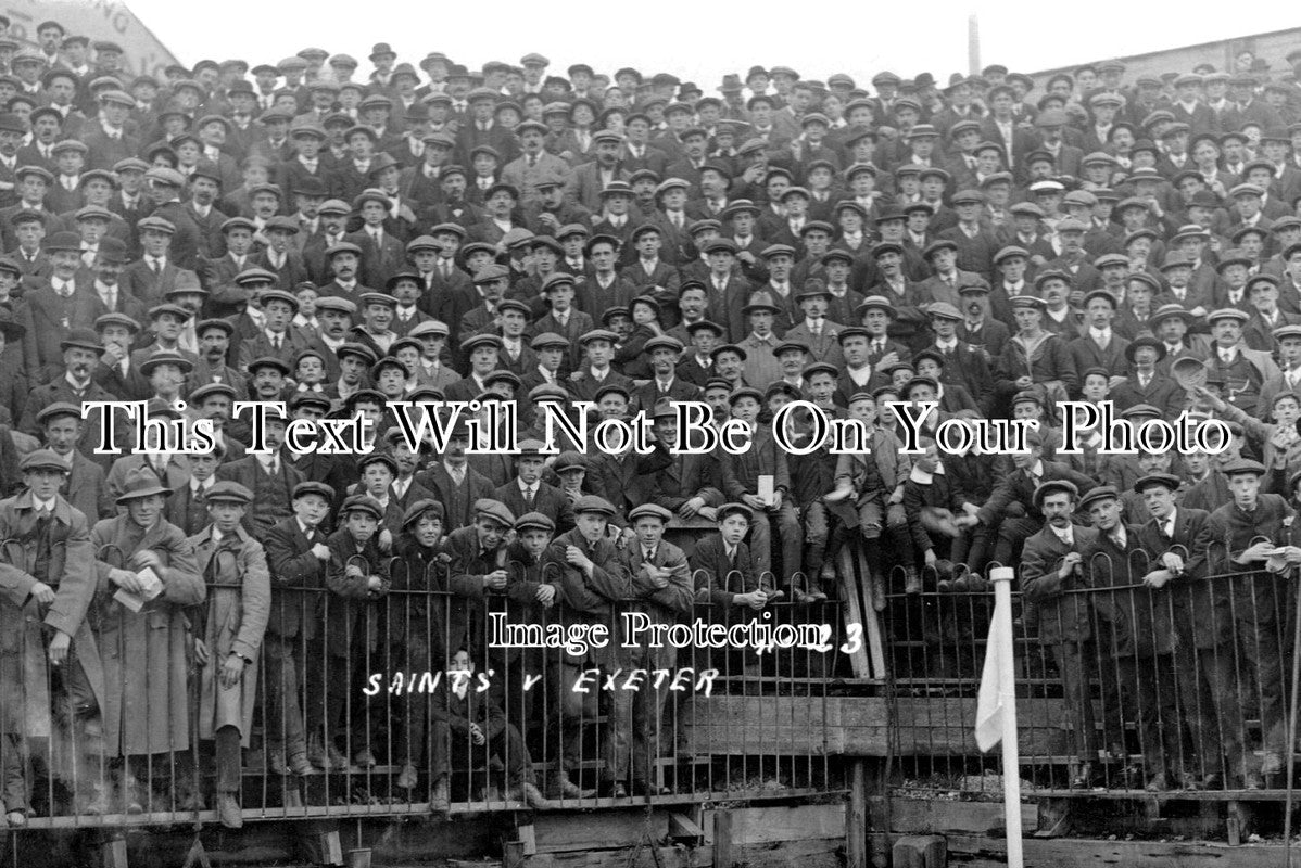 HA 2450 - Southampton V Exeter Football Crowd Saints Stadium, Hampshire 1920