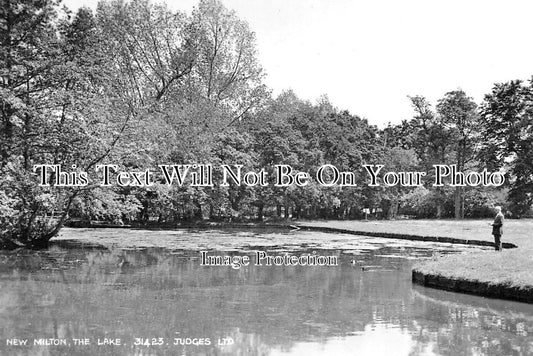 HA 2594 - The Lake, New Milton, Hampshire