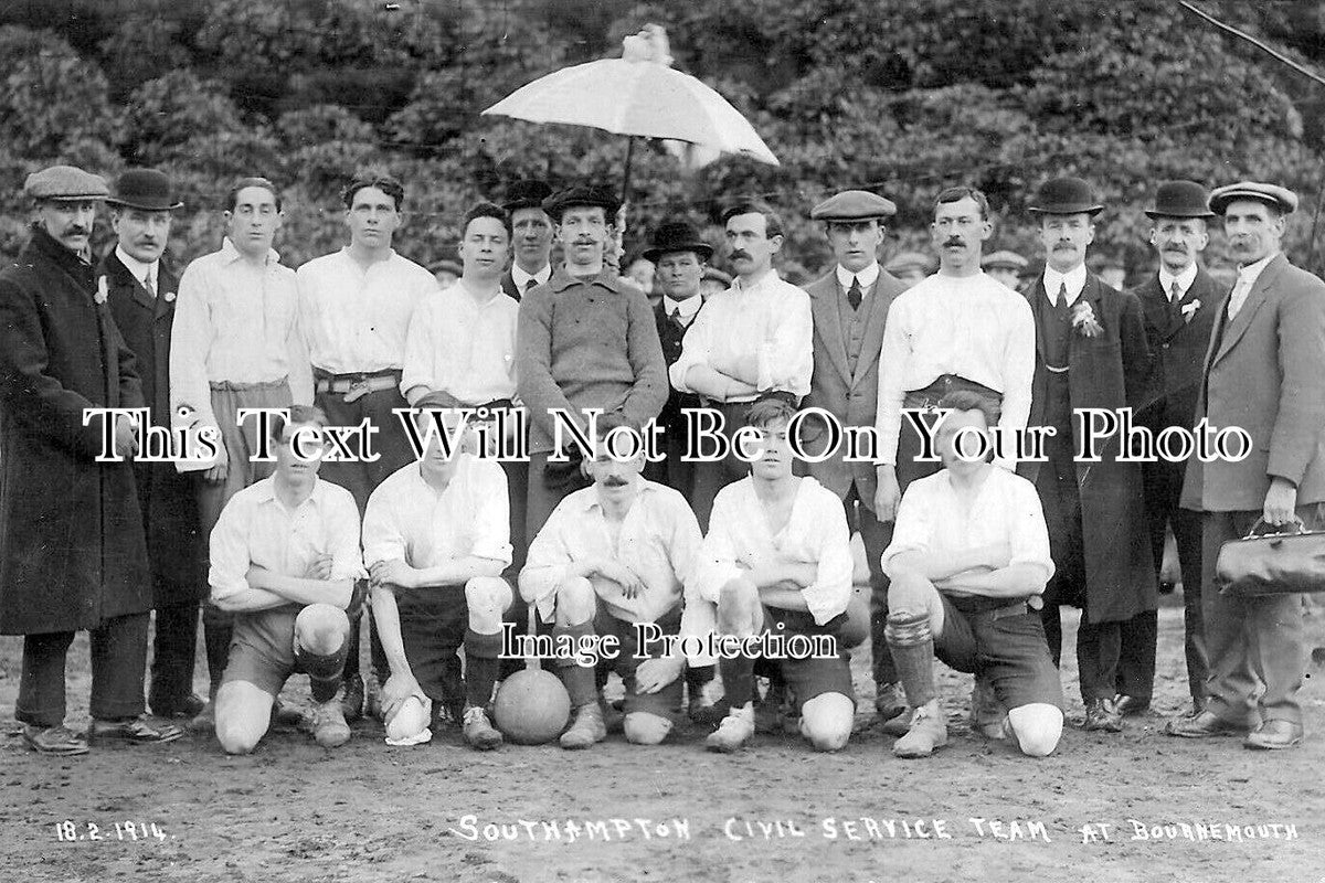 HA 2682 - Southampton Civil Service FC At Bournemouth, Hampshire 1914