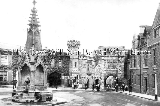 HA 2795 - The Monument & West Gate, Winchester, Hampshire c1914