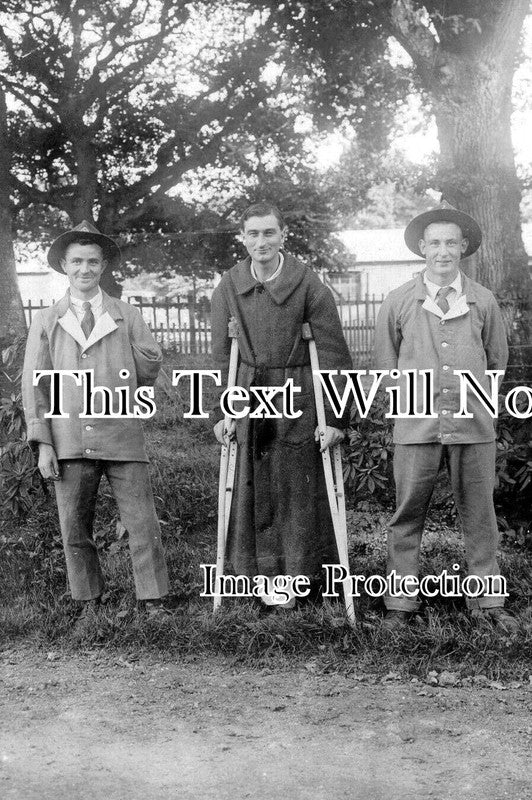 HA 2843 - Three Soldiers, New Zealand General Hospital, Brockenhurst WW1