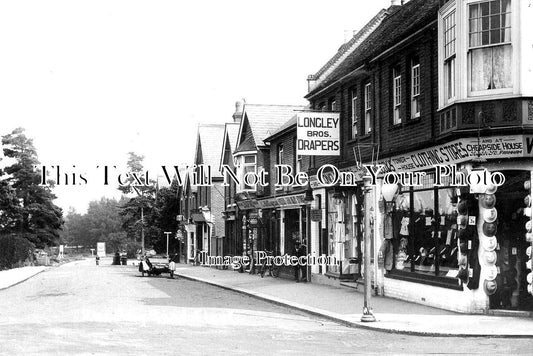 HA 2959 - Reading Road, Fleet, Hampshire