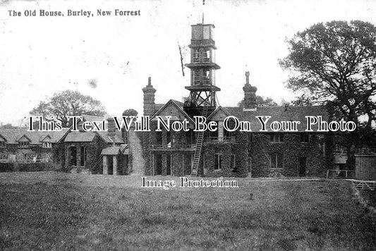 HA 3059 - The Old House, Burley, Hampshire c1913