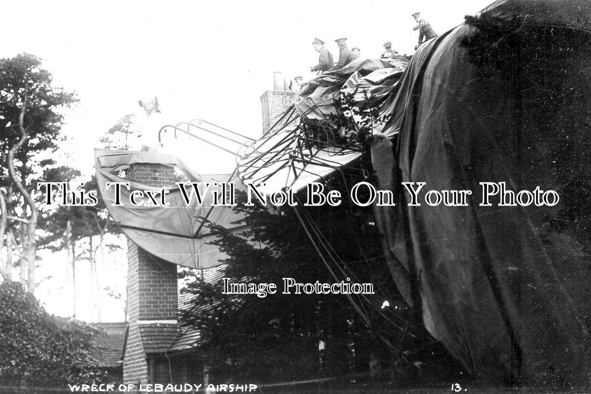 HA 3245 - Wreck of Lebaudy Airship, Farnborough, Hampshire c1911