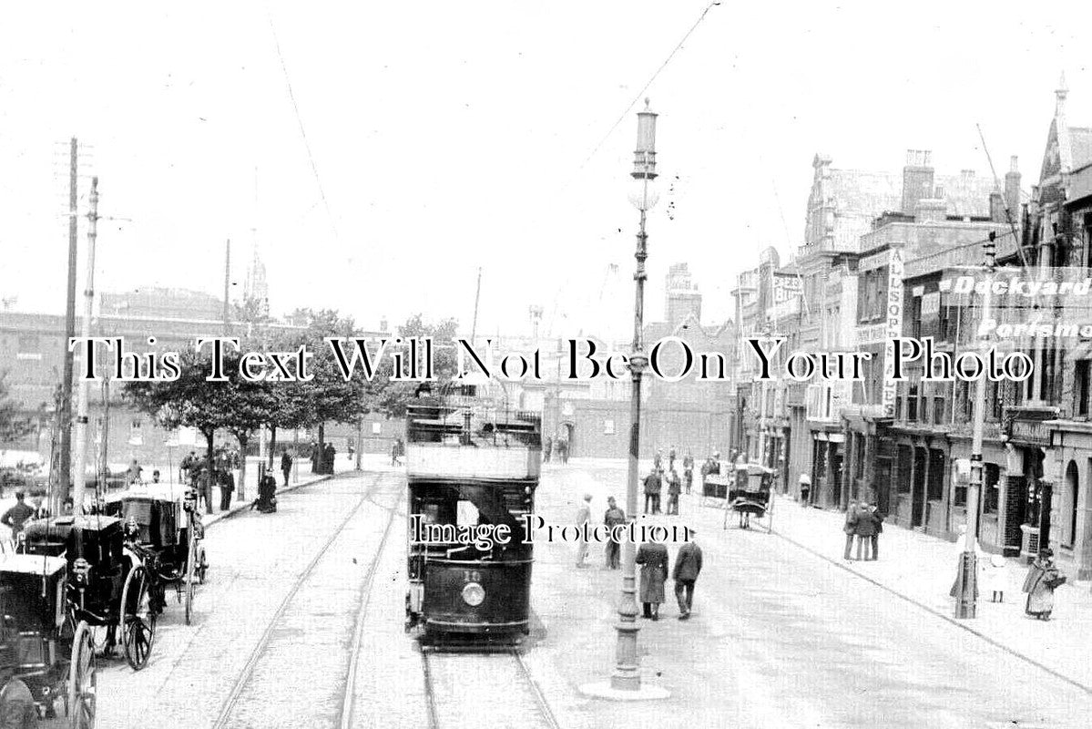 HA 3286 - Dockyard Gates, Portsmouth, Hampshire c1910