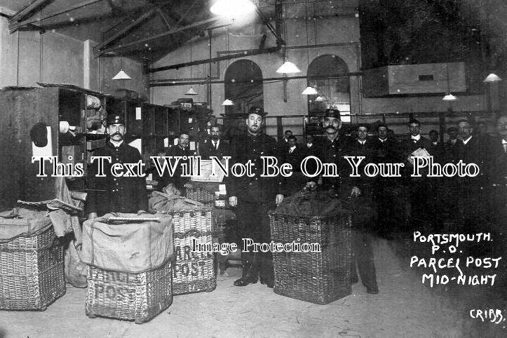HA 3293 - Midnight Parcel Post, Portsmouth Royal Mail, Hampshire