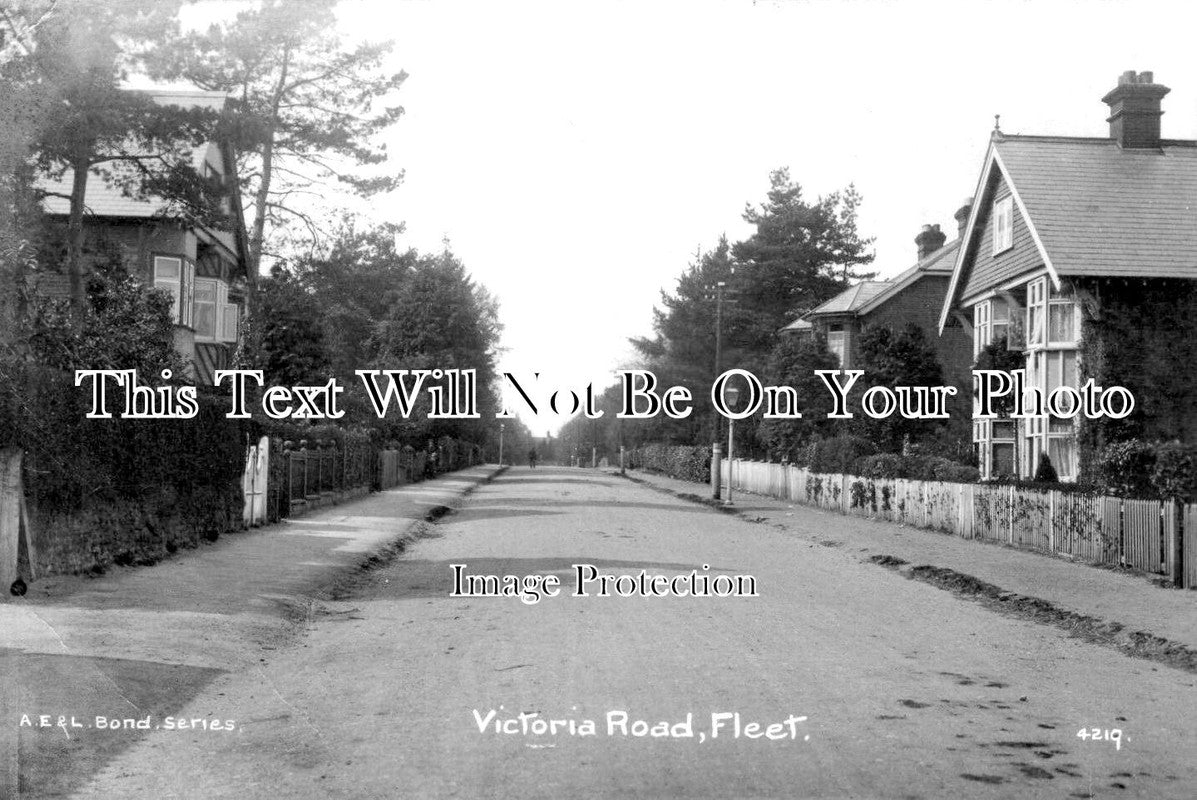 HA 3428 - Victoria Road, Fleet, Hampshire c1922