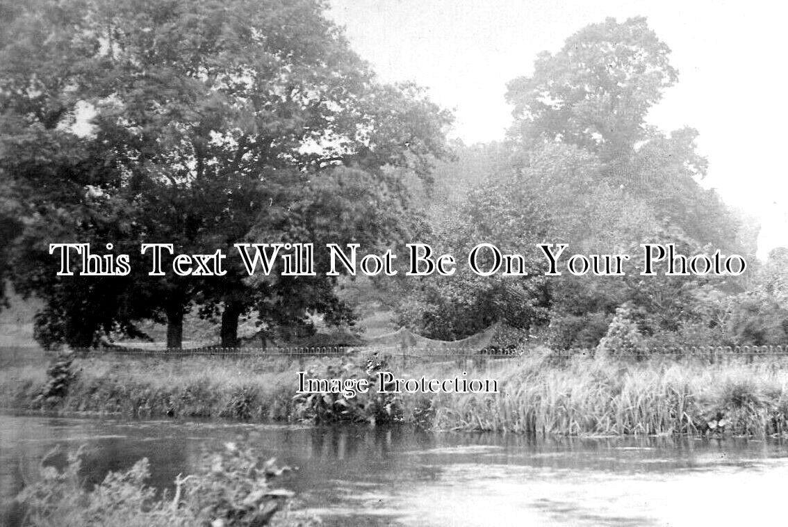 HA 3518 - On The Itchen, Southampton, Hampshire