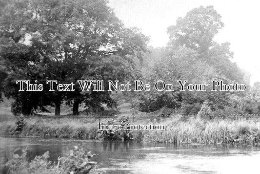 HA 3518 - On The Itchen, Southampton, Hampshire