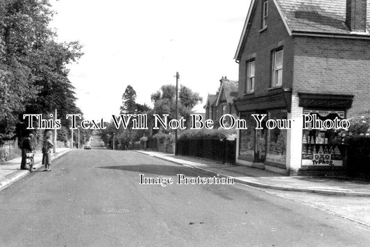 HA 3633 - Kings Road, Fleet, Hampshire