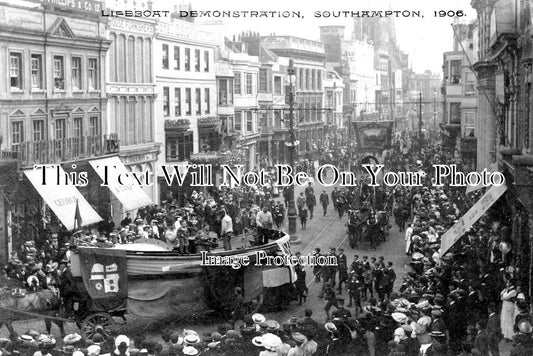 HA 3670 - Lifeboat Demonstration, Southampton, Hampshire 1906