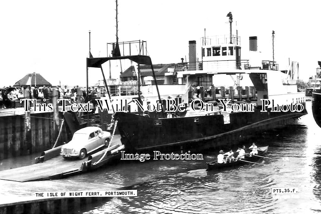 HA 3987 - The Isle Of Wight Ferry At Portsmouth, Hampshire