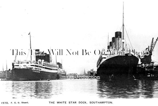 HA 3991 - The White Star Dock, Southampton, Hampshire c1932