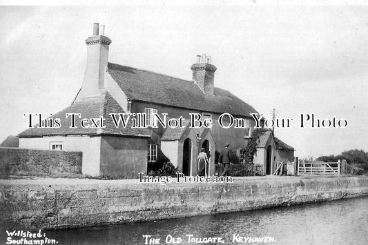 HA 400 - Old Tollgate, Keyhaven, Lymington, Hampshire c1907