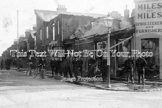 HA 401 - Fire At Miles & Miles, Aldershot, Hampshire c1910