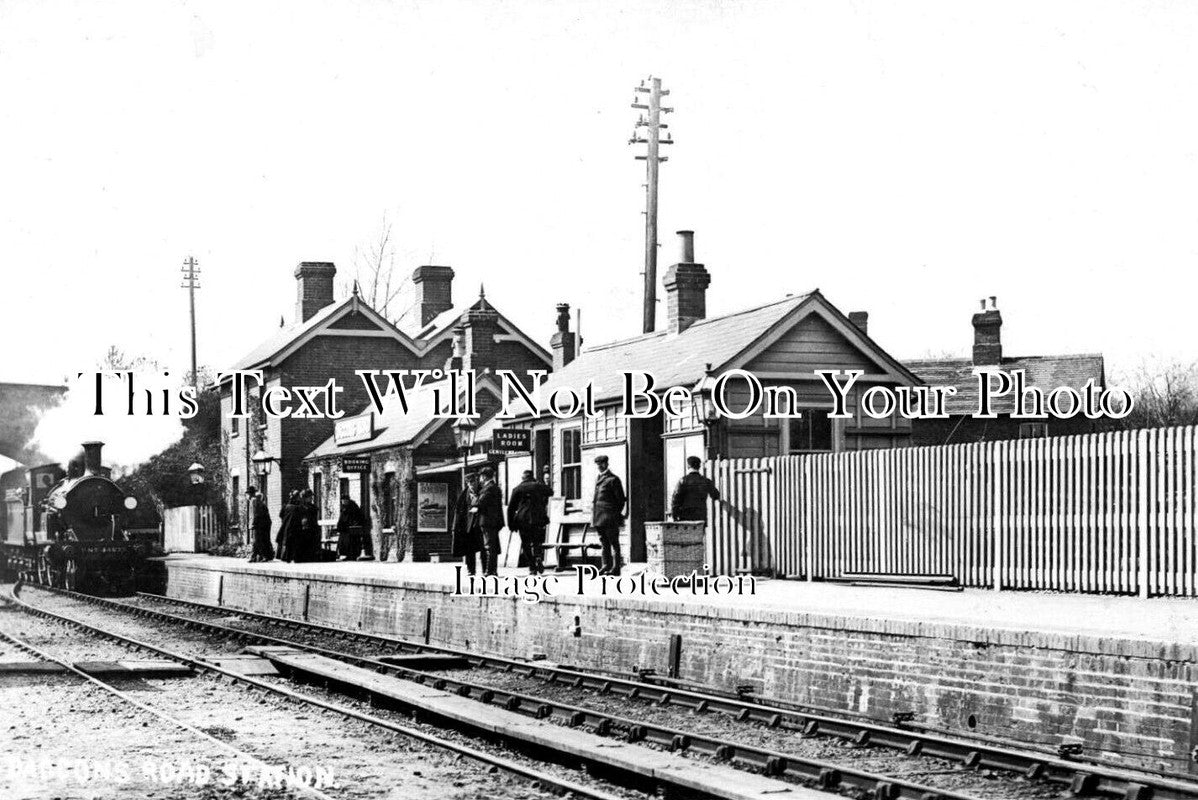 HA 4101 - Daggons Road Railway Station, Hampshire