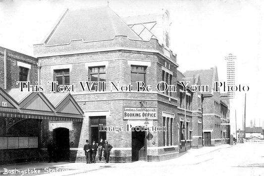 HA 4513 - Booking Office, Basingstoke Railway Station, Hampshire c1906