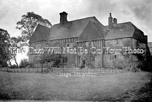 HA 4590 - House At Selborne, Hampshire