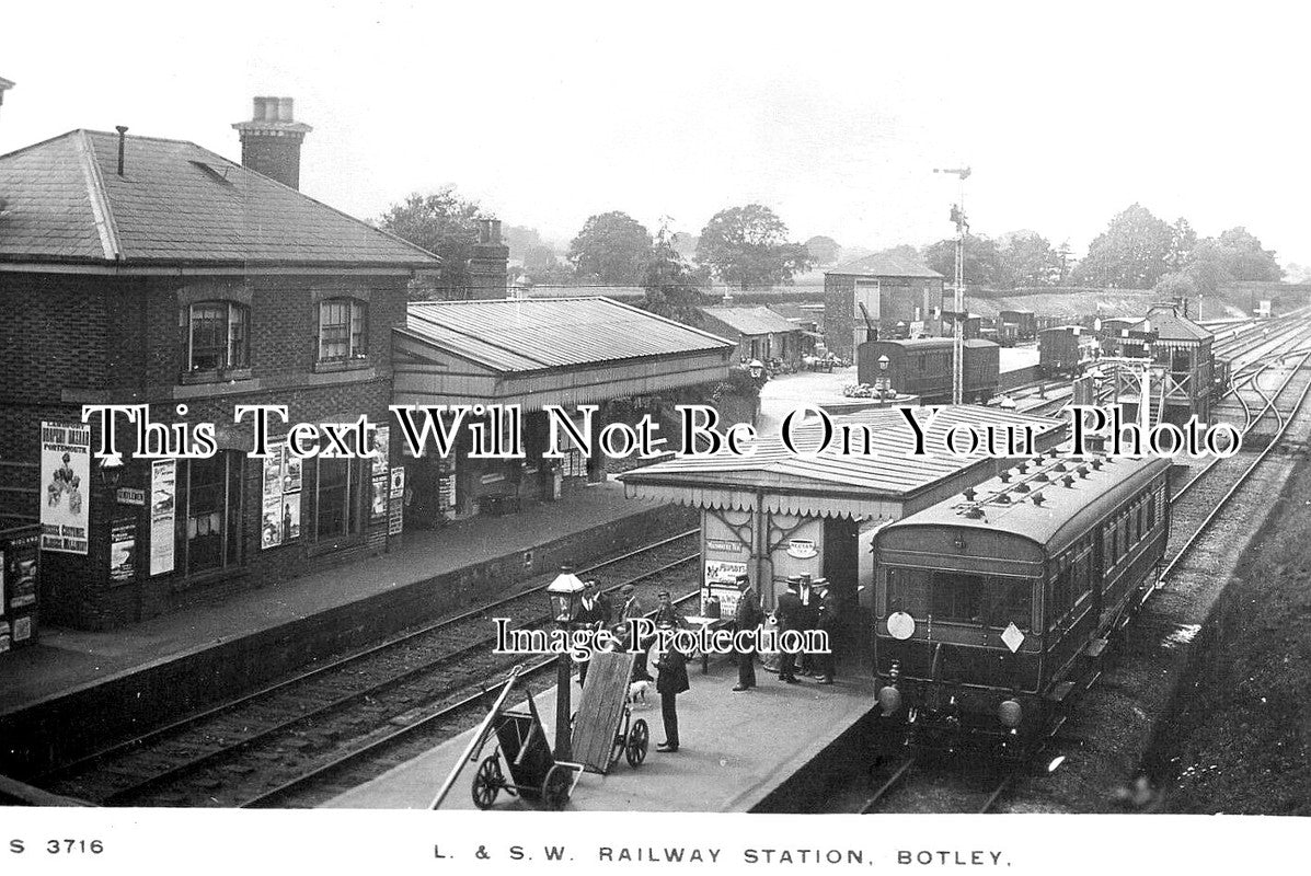 HA 4628 - Botley Railway Station, Hampshire c1914