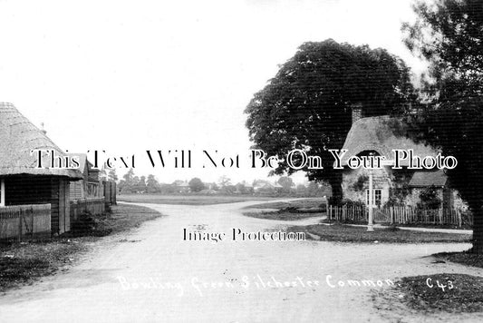 HA 4817 - Bowling Green, Silchester Common, Hampshire