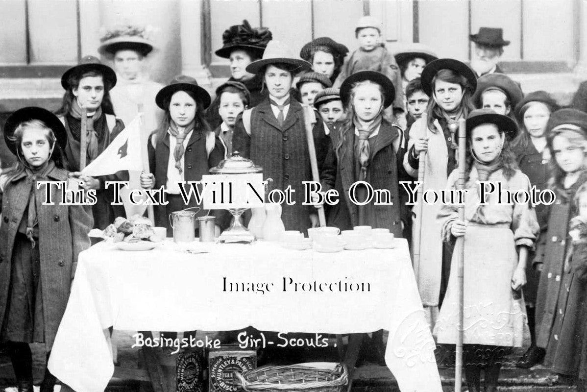 HA 507 - Girl Scouts With Lady Baden Powell, Basingstoke, Hampshire c1909