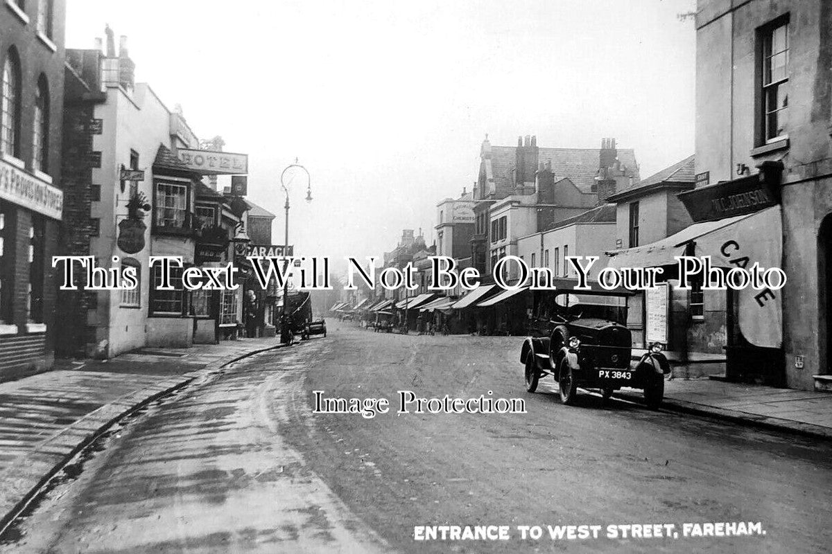 HA 5214 - Entrance To West Street, Fareham, Hampshire