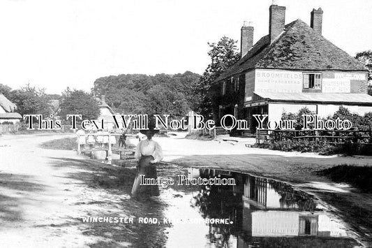 HA 5217 - Winchester Road, Kings Somborne, Hampshire c1912