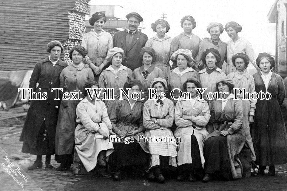 HA 5344 - Munition Factory Workers, Portsmouth, Hampshire WW1