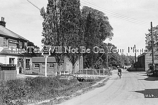 HA 5509 - The Boot Inn Pub, Shipton Bellinger, Hampshire c1950