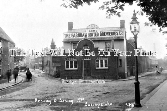 HA 5704 - The Engineers Arms Pub, Basingstoke, Hampshire c1913
