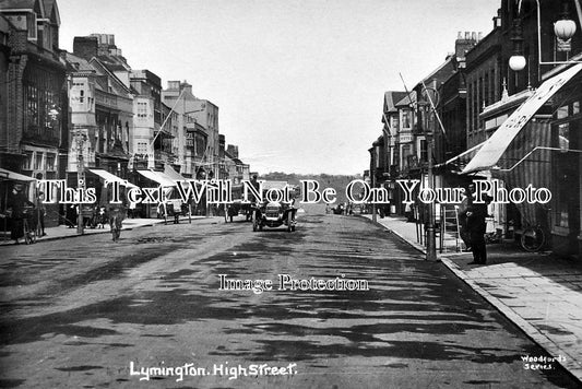 HA 743 - High Street, Lymington, Hampshire c1918